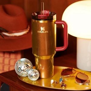 Limited Edition Lainey Wilson, Country Gold Stanley 40in Quencher. New in box.